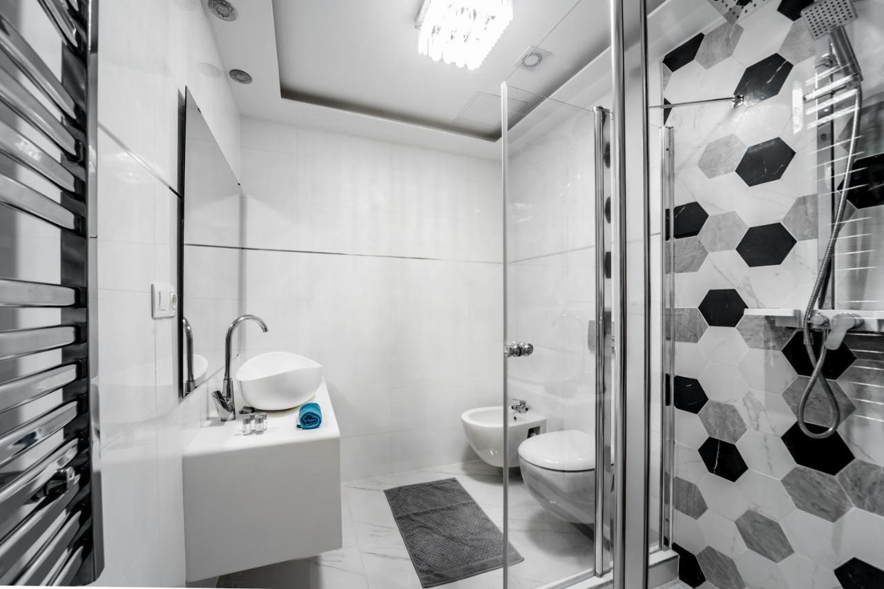 Kiraly 28-1 Entire Aircon Center Apartment Budapest Luaran gambar
